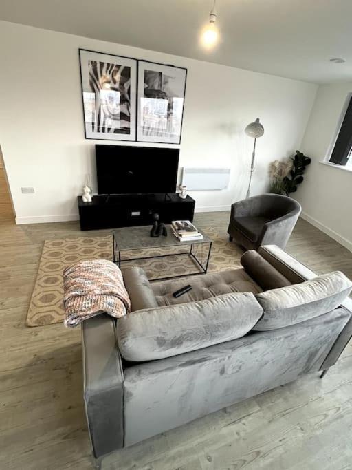 Luxurious City View Apartment In Salford Manchester Esterno foto